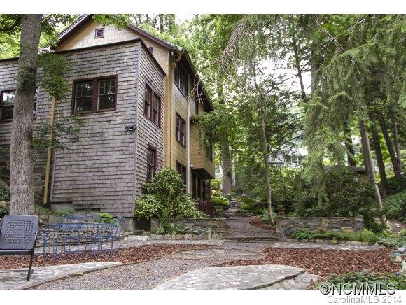 9 Howland Road - Photo 2