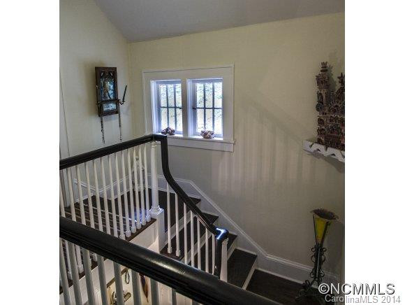 9 Howland Road - Photo 11