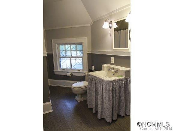 9 Howland Road - Photo 17