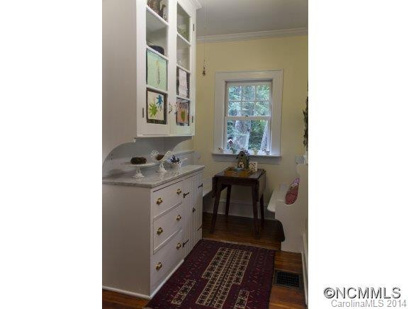 9 Howland Road - Photo 7
