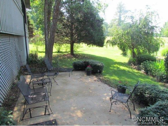990 Club Road - Photo 16