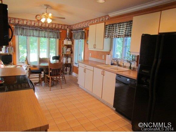 990 Club Road - Photo 6