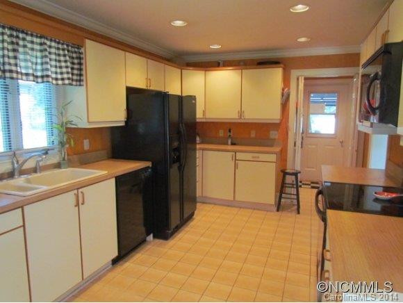 990 Club Road - Photo 7