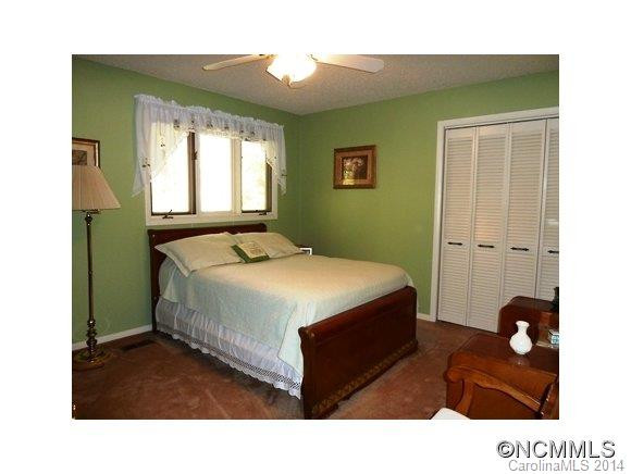 125 Mountain Laurel Lane - Photo 12