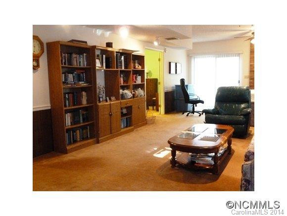 125 Mountain Laurel Lane - Photo 15