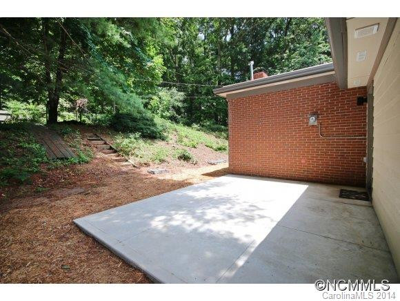 285 Foxcroft Drive - Photo 16