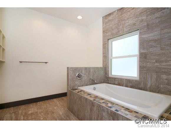 285 Foxcroft Drive - Photo 10