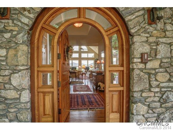 214 Crestview Drive - Photo 8