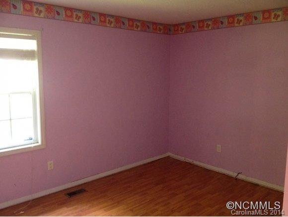 32 King Arthur Place - Photo 3