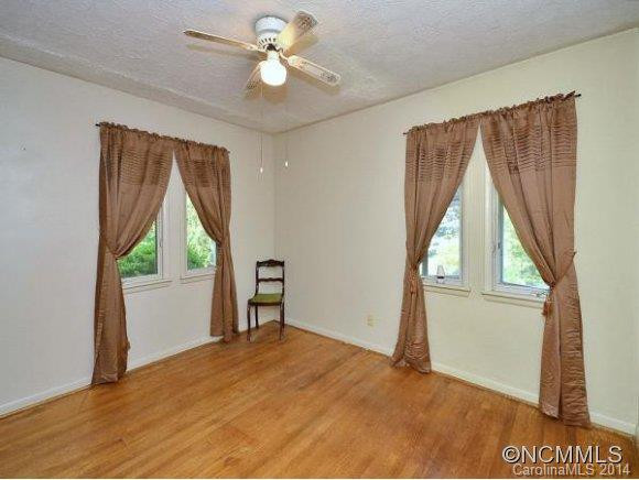 9 PASADENA STREET - Photo 8
