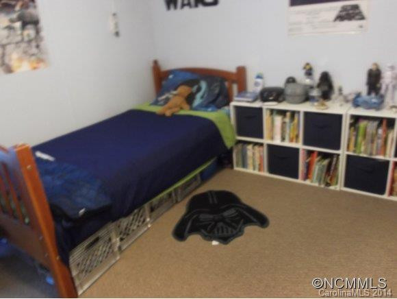 6120 Howard Gap Road - Photo 7