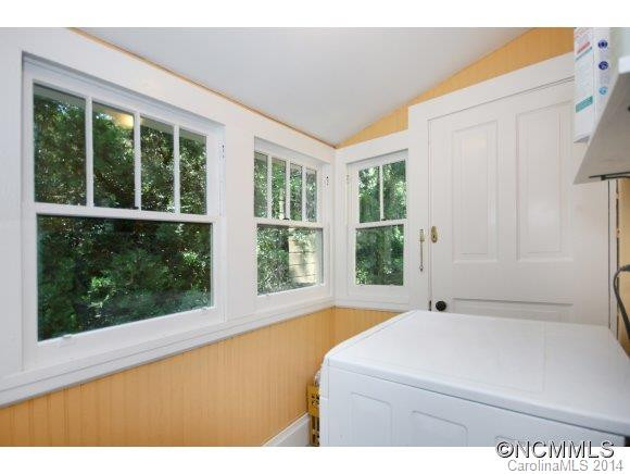 135 Hanover St - Photo 14