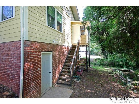 135 Hanover St - Photo 18