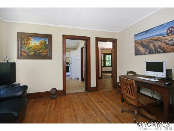 135 Hanover St - Photo 7