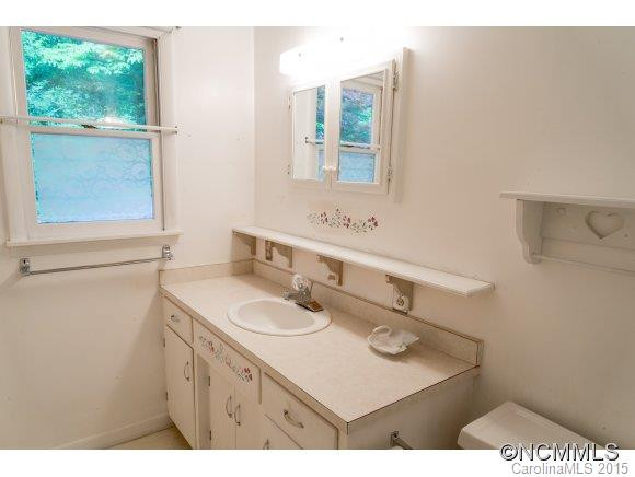 152 Woodland Road - Photo 18