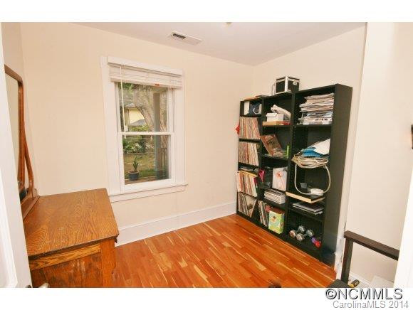 25 Woodlawn Ave - Photo 11