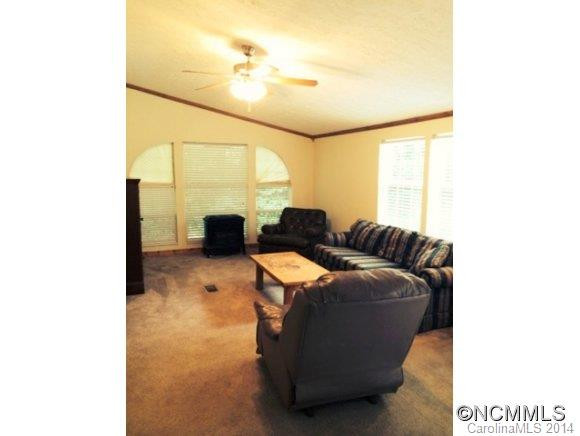 18 Smith Drive - Photo 3