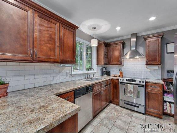 11 Clearbrook Road - Photo 4