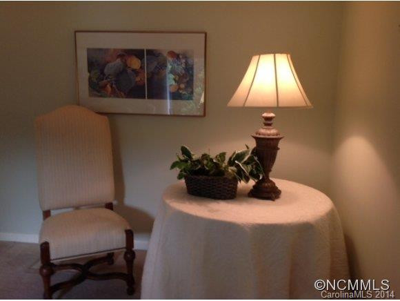 214 Hawthorn Drive - Photo 13