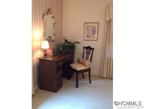 214 Hawthorn Drive - Photo 20