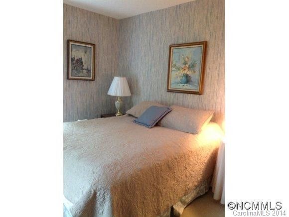 214 Hawthorn Drive - Photo 23