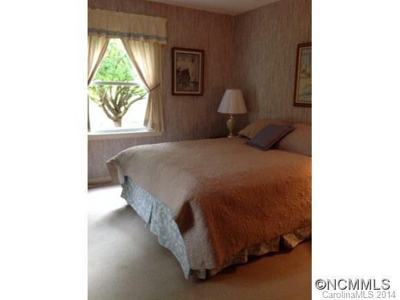 214 Hawthorn Drive - Photo 24