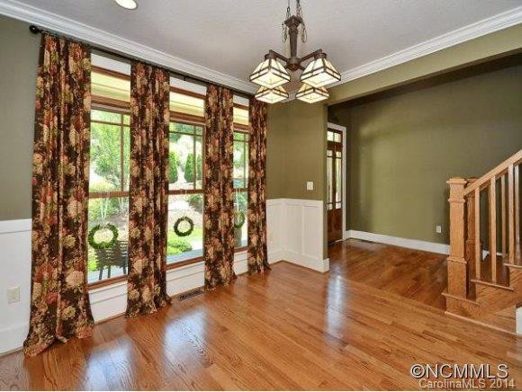 39 VILLAGE POINTE LANE - Photo 3
