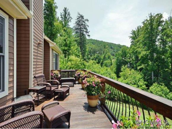 39 VILLAGE POINTE LANE - Photo 24