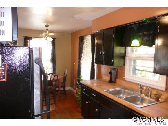 290 White Pine Drive - Photo 3