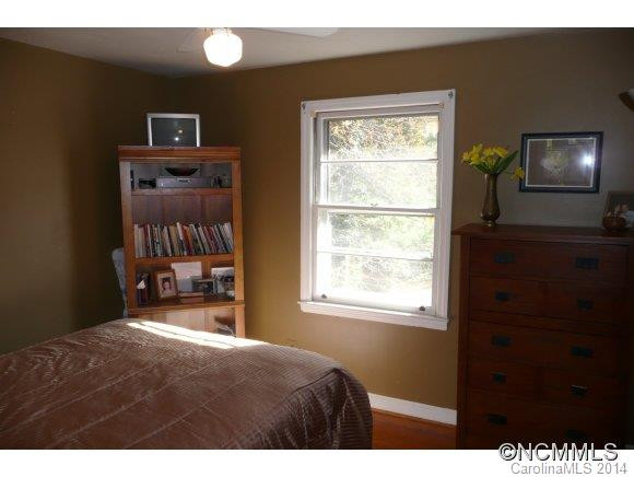 290 White Pine Drive - Photo 4
