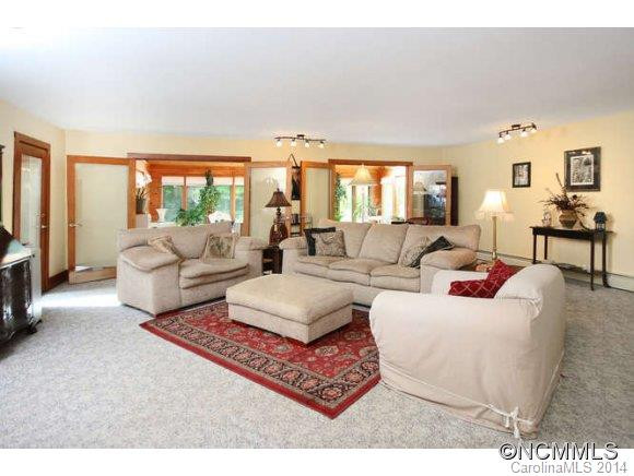 135 Mill Road - Photo 3