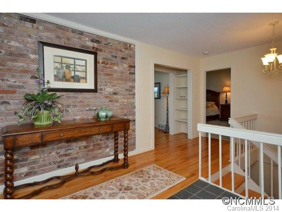 665 Campbell Drive - Photo 4