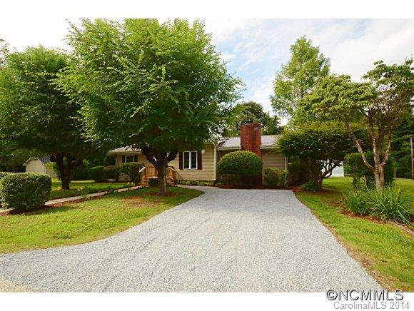 114 Ferndale Street - Photo 2