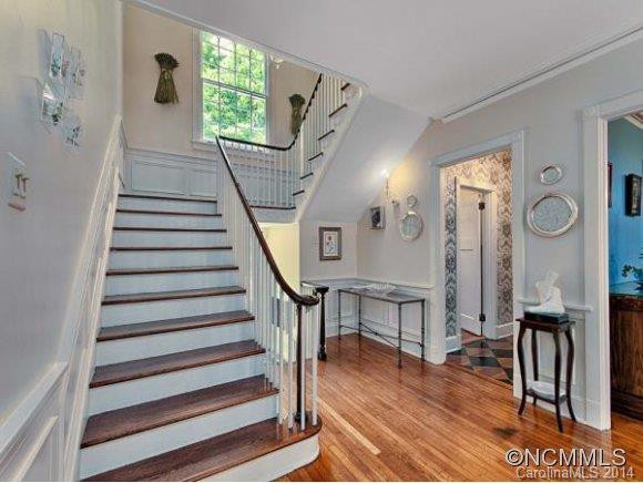 328 VANDERBILT ROAD - Photo 5