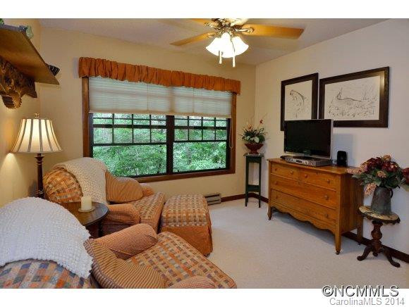 1095 Countryside Drive - Photo 13