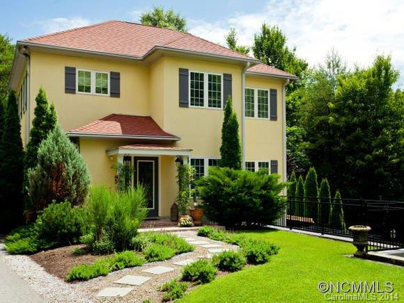 743 Streamside Drive