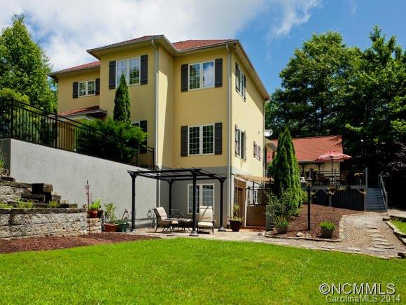 743 Streamside Drive - Photo 2