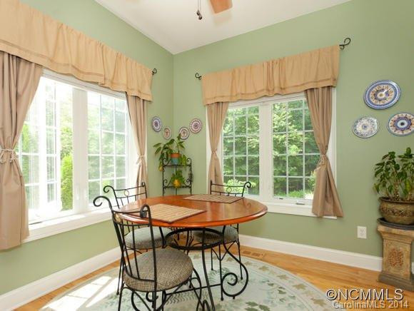 743 Streamside Drive - Photo 7