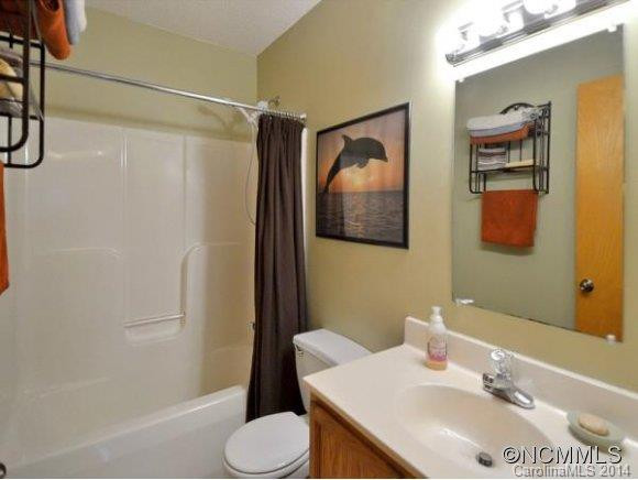 8 OAKEN COURT - Photo 11