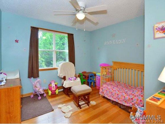 8 OAKEN COURT - Photo 13