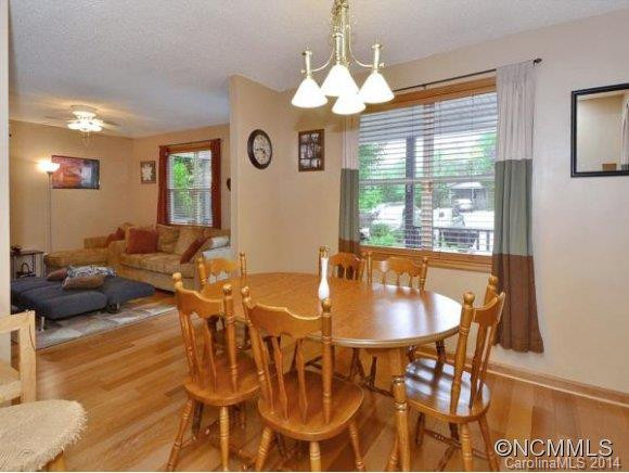 8 OAKEN COURT - Photo 5