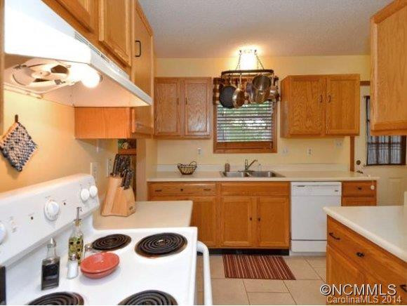 8 OAKEN COURT - Photo 8