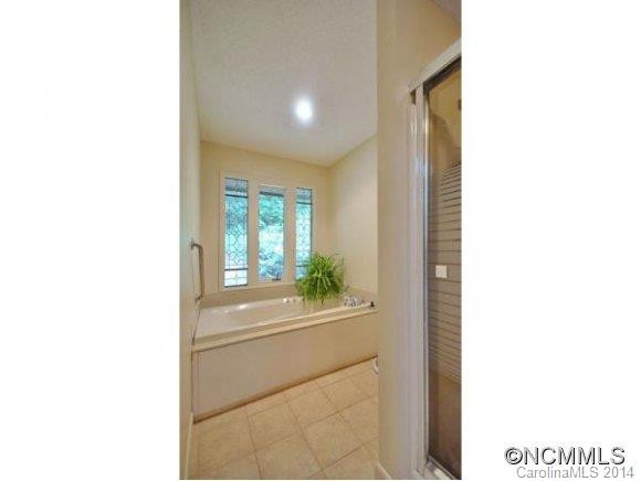 12 BEECH TREE LN - Photo 11