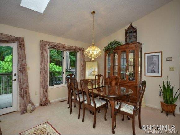 12 BEECH TREE LN - Photo 4