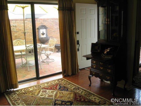 20 Lodge Lane - Photo 18