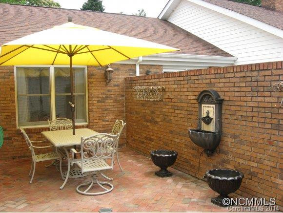 20 Lodge Lane - Photo 19