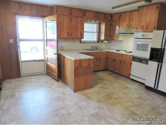 494 Camelot Drive - Photo 6