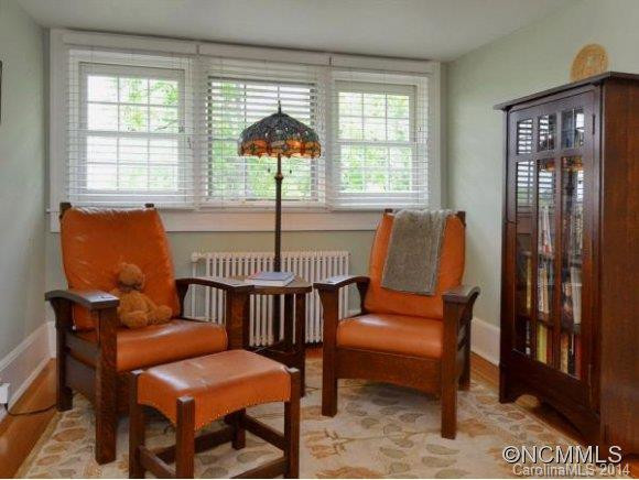 10 HOLMWOOD ROAD - Photo 17