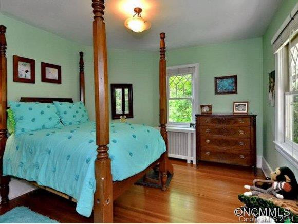 10 HOLMWOOD ROAD - Photo 22