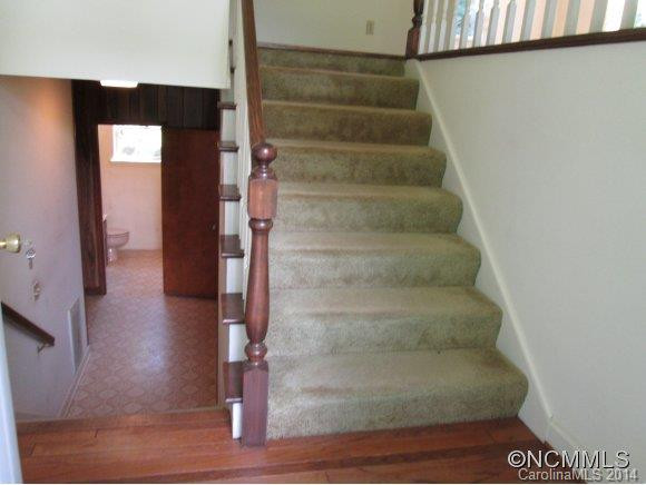 102 Viewcrest - Photo 16